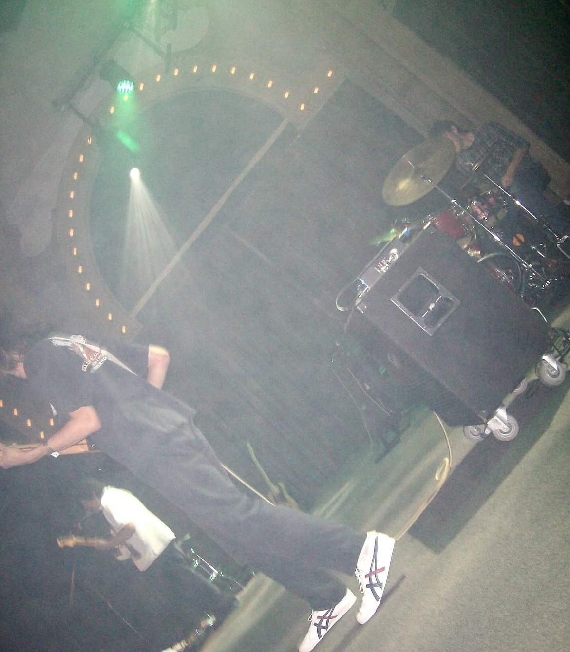 TWISTUR live performance photograph